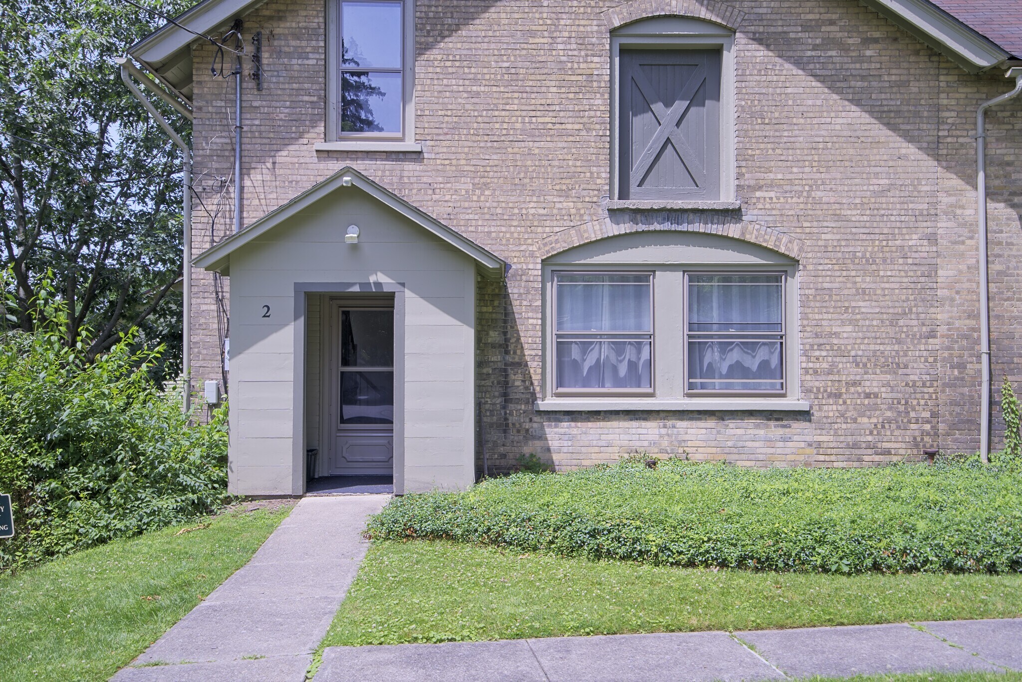 Building Photo - 2 Willets Pl