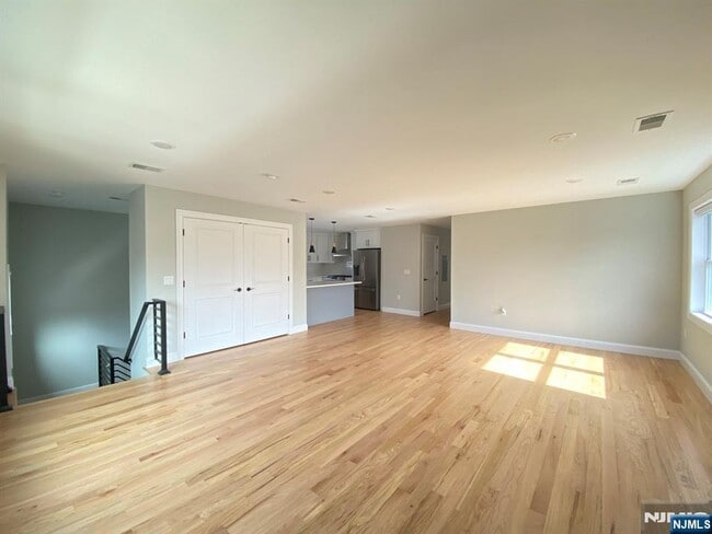 Building Photo - 105 Feronia Wy