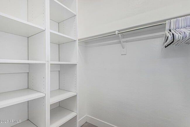 Building Photo - 3777 E Vallejo Dr