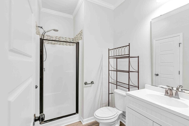 Building Photo - 601 Winfall Dr