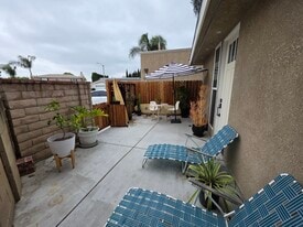 Building Photo - 2796 Dalenhurst Pl