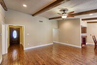 Building Photo - 5004 Suburban Dr