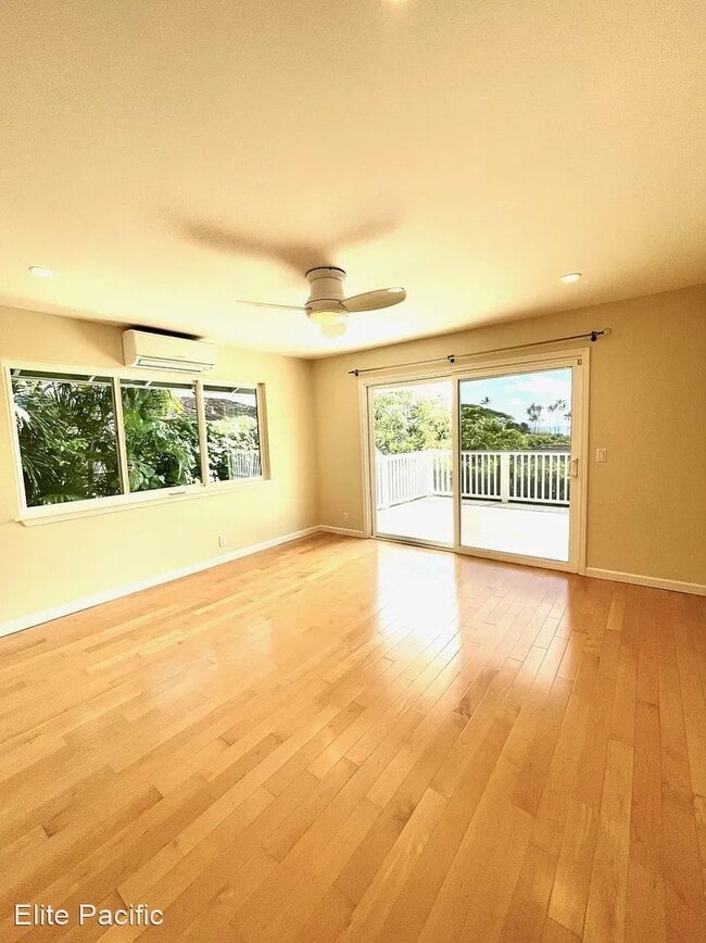 Building Photo - 4 br, 2 bath House - 1342 Mokolea Dr.