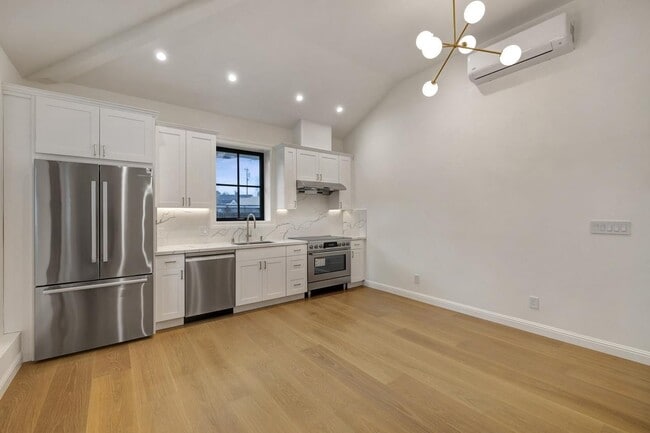 Building Photo - 1438 Columbus Ave