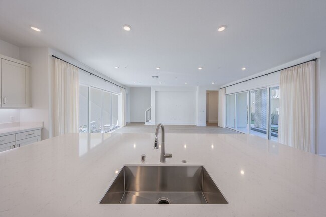 Building Photo - Brand New Estate Home Rent at Luna Park in GPN in Irvine