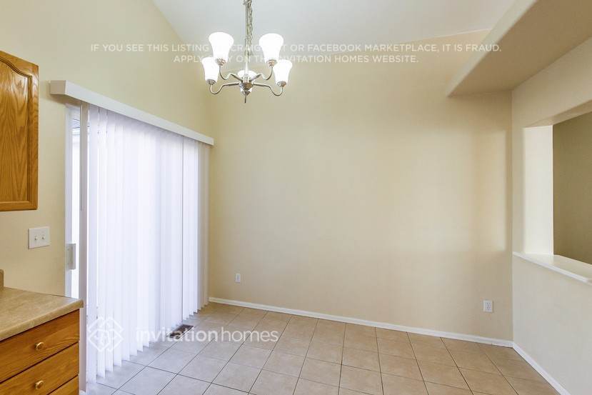 Building Photo - 6910 Blazing Trail Dr