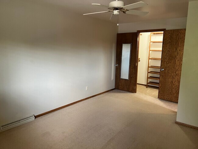 2nd floor bedroom (BR 3) - 1224 E Longview Dr