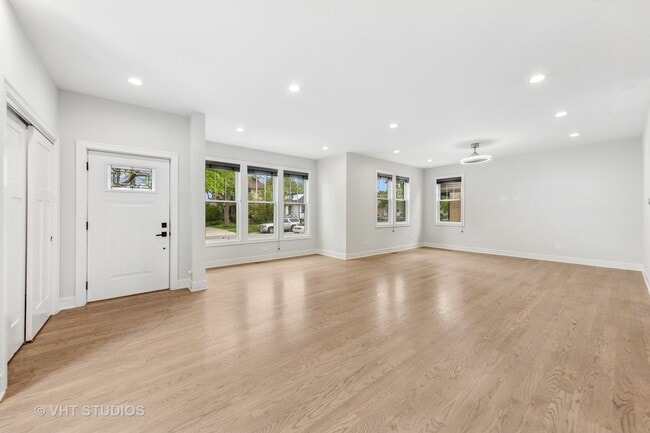 Building Photo - 297 Highland Ave