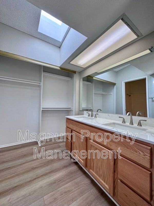 Building Photo - 24743 Angella Way