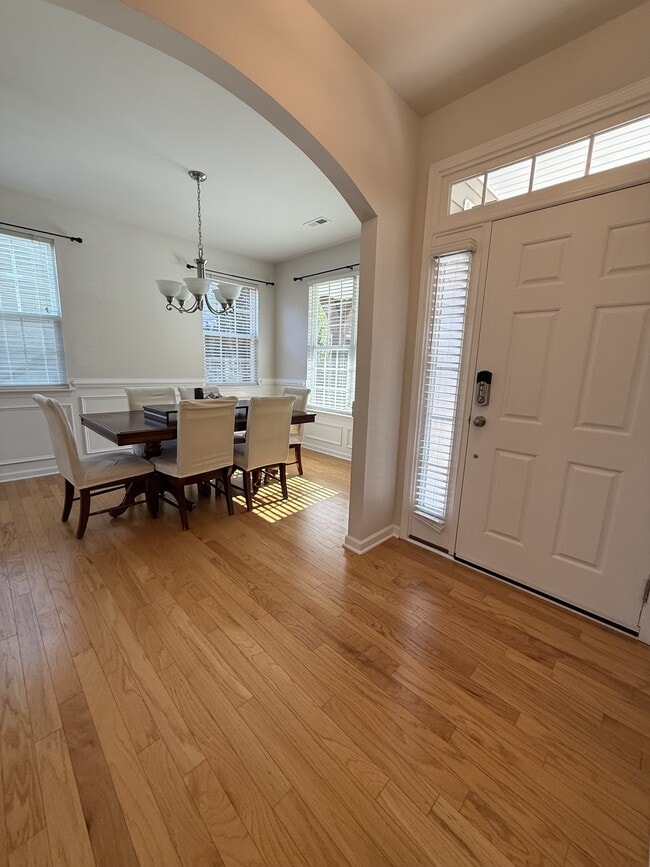 Building Photo - 505 Sweet Laurel Ln