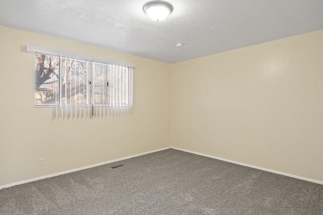 Building Photo - 3661 S 6830 W