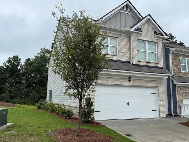 Building Photo - 3070 Greyton Dr