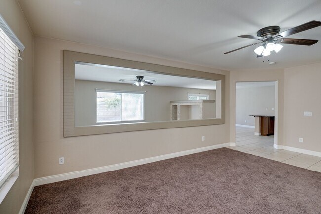 Building Photo - 4-Bedroom Home with Heated Pool & Spa