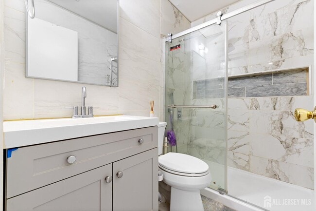 Building Photo - 155 Salem Rd