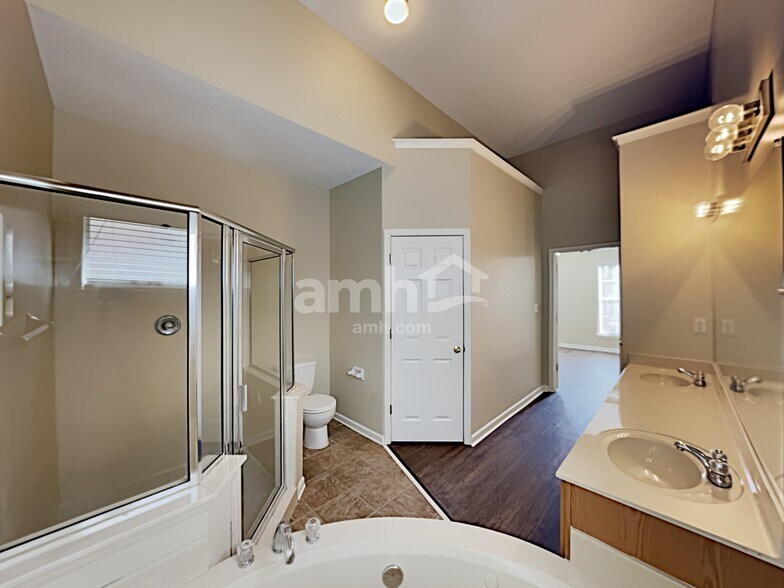 Building Photo - 9162 Chastain Pl