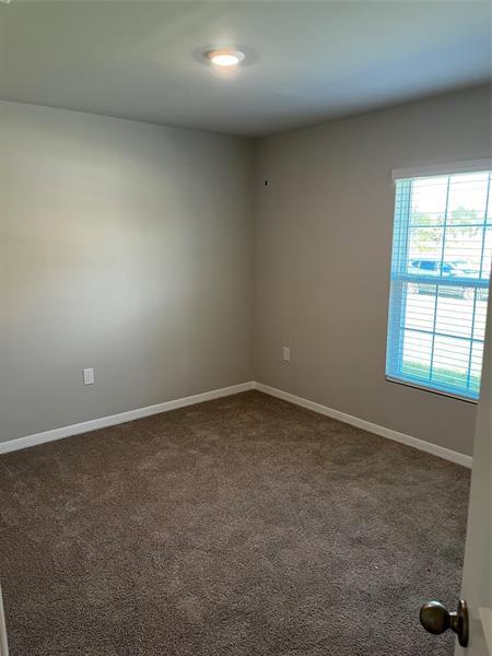 Building Photo - 2807 34th St SW