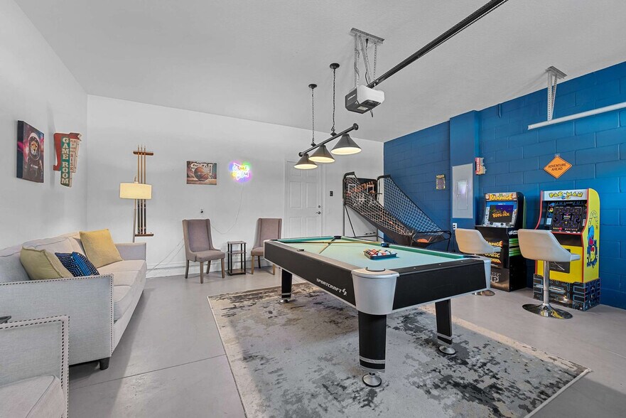 Building Photo - 1905 Nice Ct