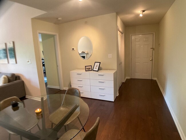 Building Photo - Spacious Condo in Brandon Ridge!