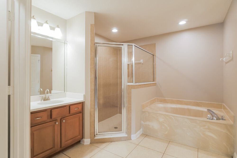 Building Photo - 2158 S Cranbrook Ave