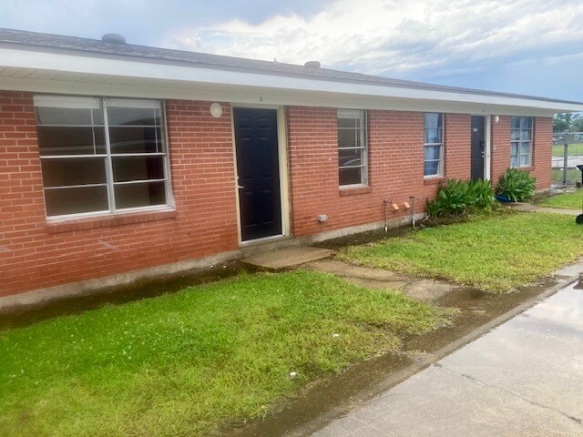 Building Photo - 1001 McDonald Dr