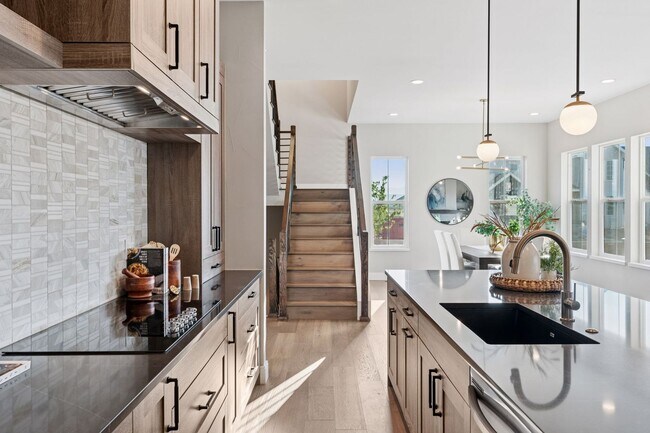 Building Photo - New Berthoud Home with Modern Comfort | $1...