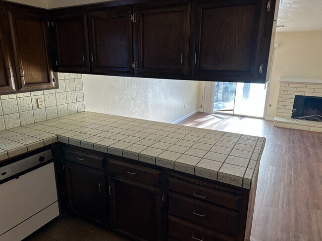 Building Photo - 2902 S University St