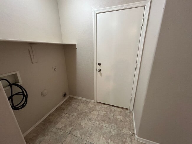 Building Photo - 16152 W Calavar Rd