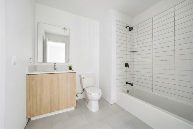 Building Photo - 1035 Commonwealth Ave