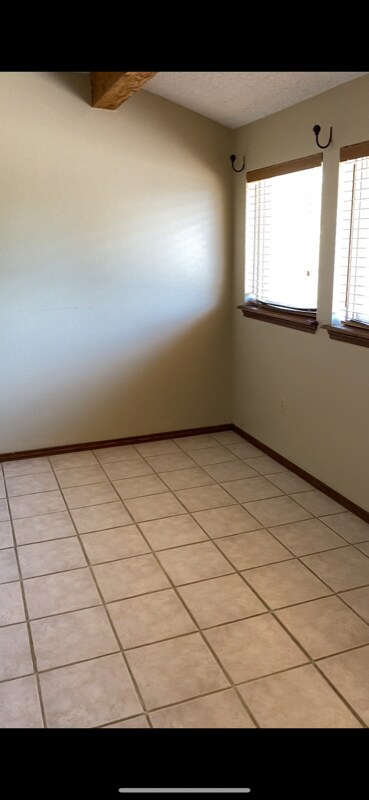 Building Photo - 3617 Tom Watson Dr