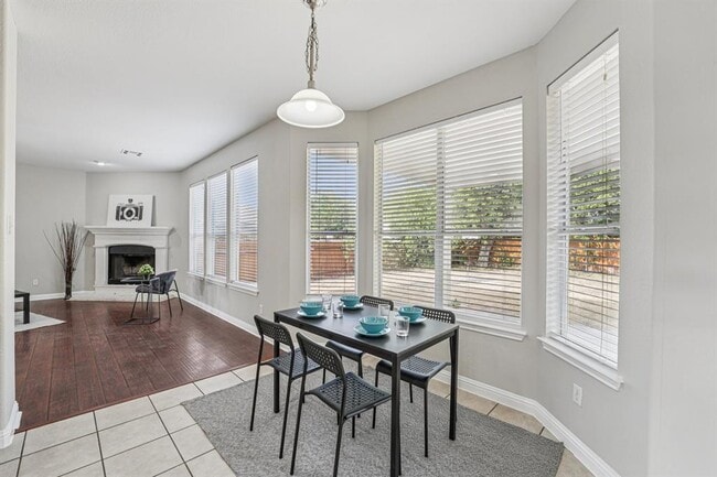 Building Photo - 1206 Canyon Maple Rd