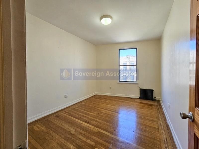 Building Photo - 86 Haven Ave