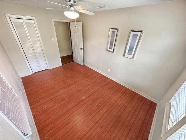Building Photo - 4818 Caplin St