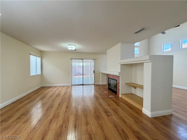 Building Photo - 8638 White River Dr