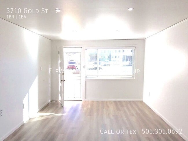 Building Photo - 3710 Gold St