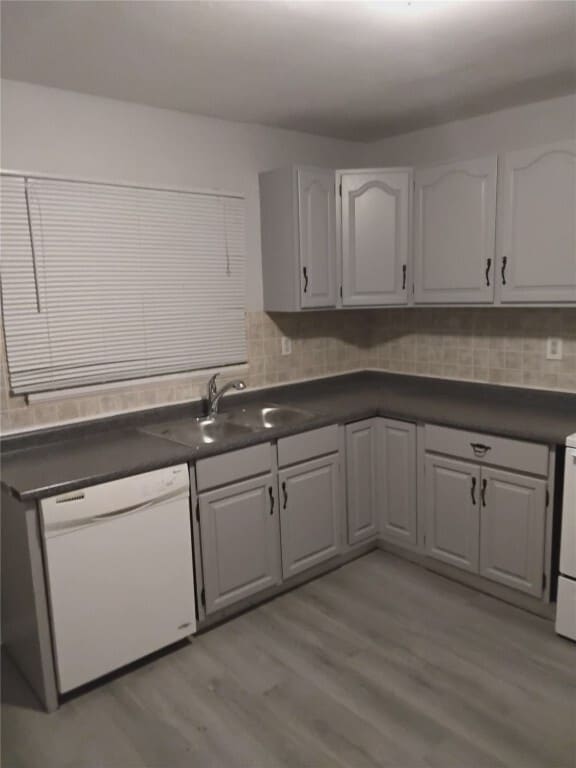 Building Photo - 220 Ruggles Rd