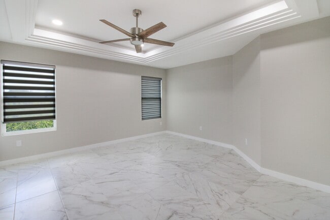 Building Photo - 2231 Corales St