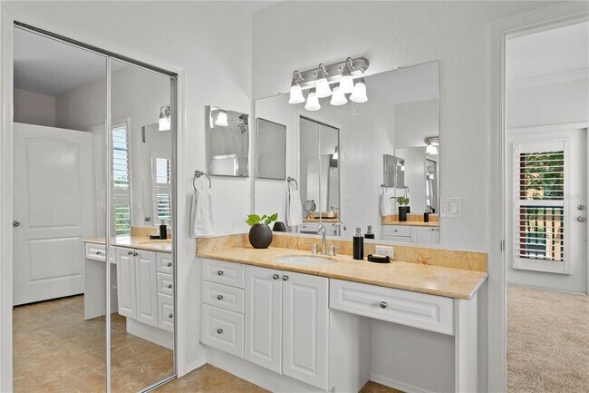 Building Photo - 2741 Via Cipriani