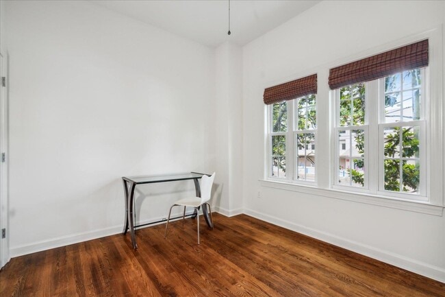 Building Photo - 128 Morningside Pl