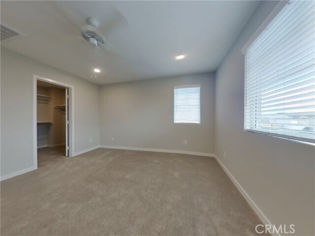 Building Photo - 31692 Hans Dr