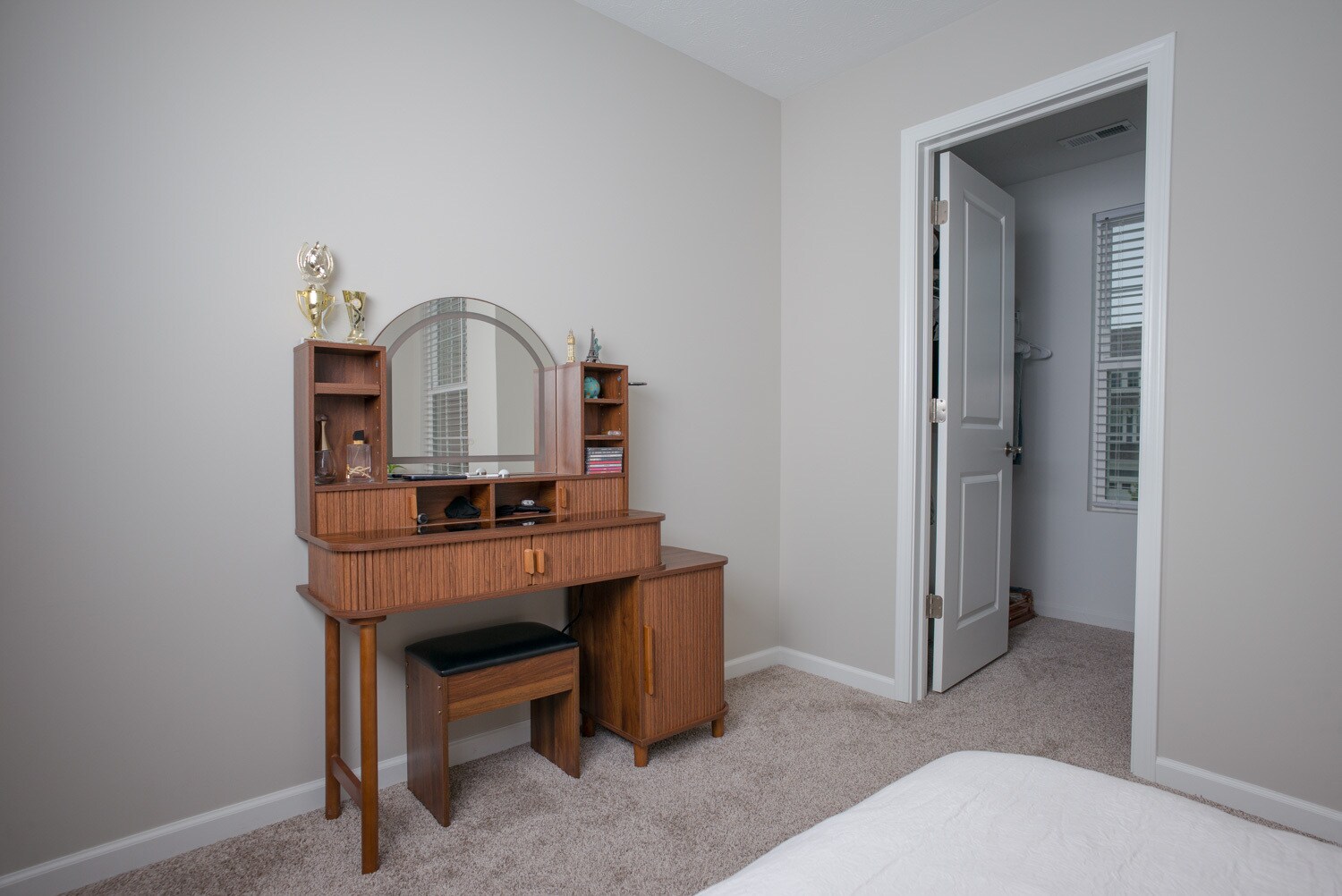 Building Photo - 810 Dipper Ln