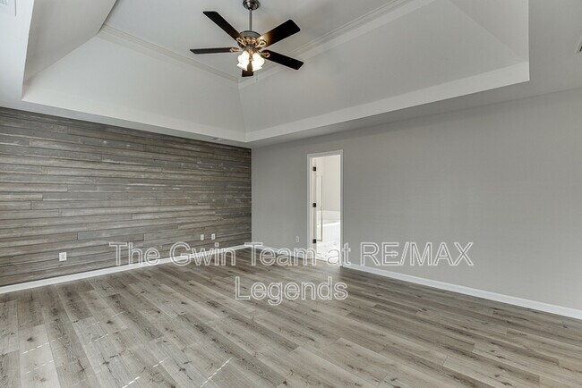 Building Photo - 1795 Lake Heights Cir