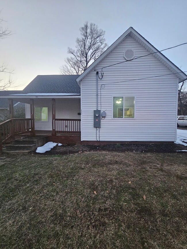 Primary Photo - Home in Benton