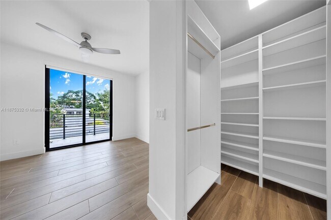 Building Photo - 3265 Bird Ave