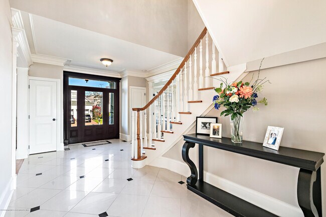 Building Photo - 30 Columbus Dr