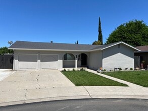Building Photo - 5753 Mohican Dr