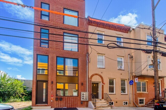 Building Photo - 2009 N 17th St