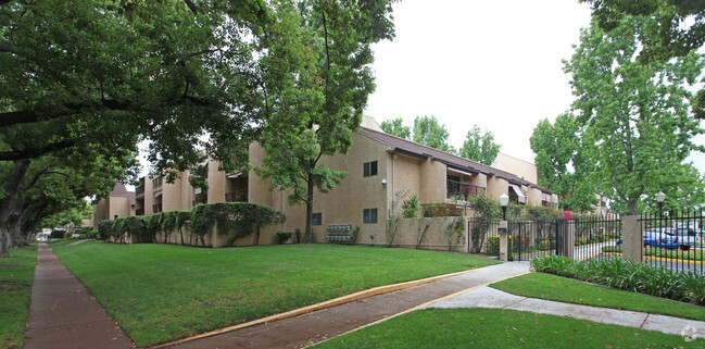 Primary Photo - Emerson Village