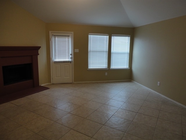 Building Photo - 903 Plumeria Dr