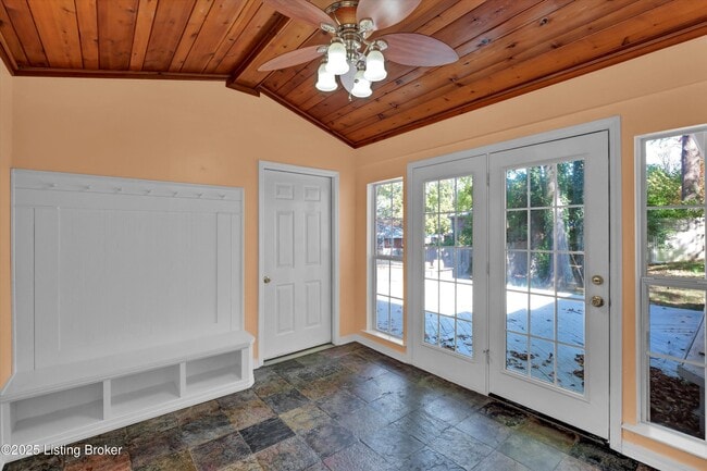 Building Photo - 7405 Ridan Way