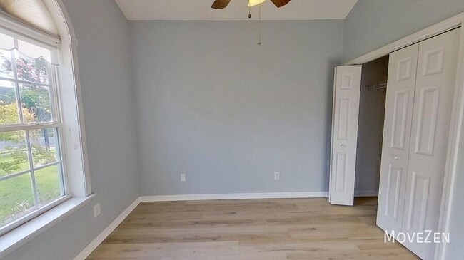 Building Photo - 8640 Orchard Loop Rd